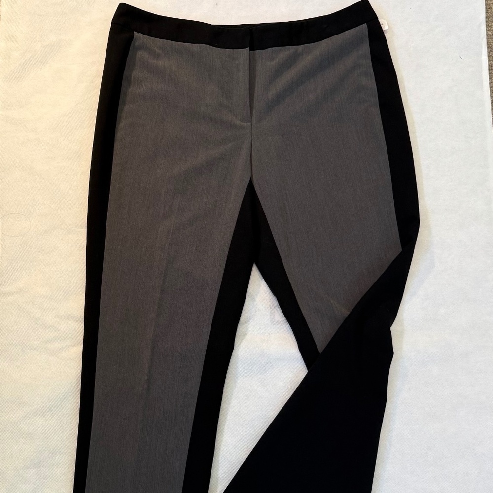Larry Levine trousers/ slocks for women 2 tone size 12 black and gray,